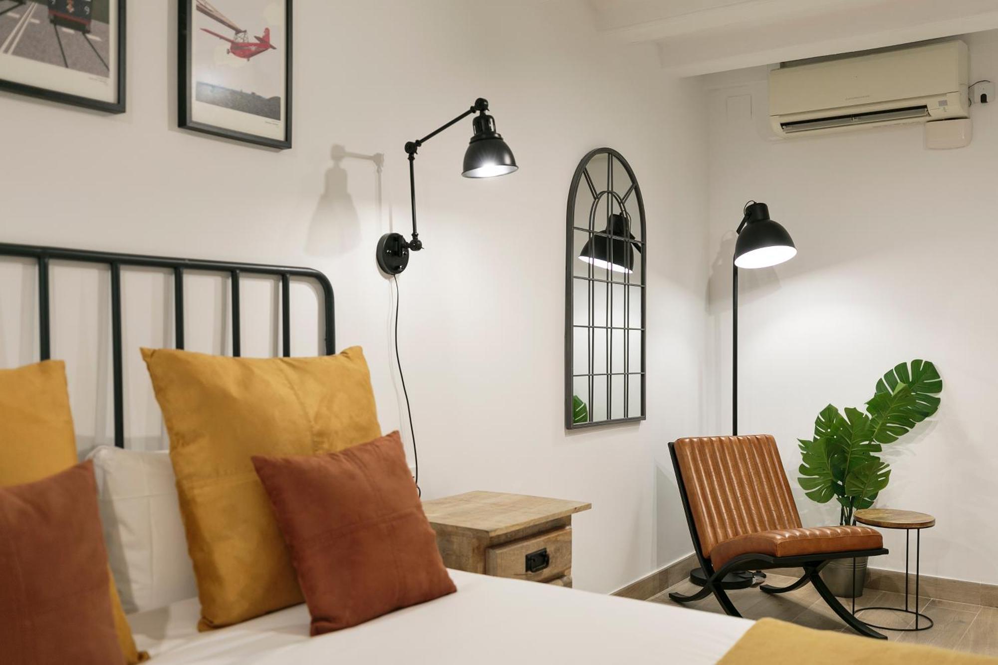 Keyfamily Loft Las Ramblas Barcelona Exterior foto